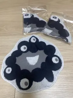 黒ミャクミャク　ミニタオルハンカチ