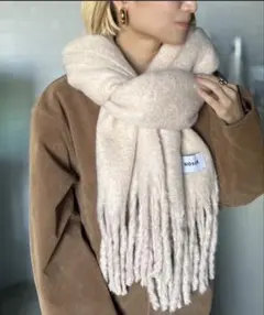 kotoe ベージュ色 フリンジマフラー