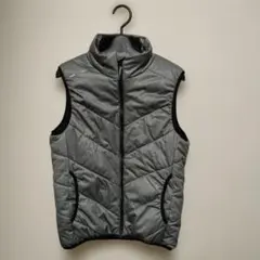 グレー ダウンベスト ノースリーブ