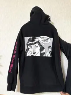 ブラック パーカー