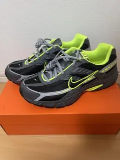 Nike スニーカー グレー/イエロー