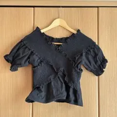 GRL 黒のフリル半袖トップス