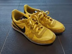 【NIKE】イエロー×ブラック 26.5cm（631754-700）のサムネイル