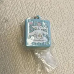 サンリオキャラクターズクッキー缶チャーム　シナモロール
