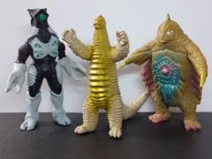 ウルトラマン 怪獣 ソフビ フィギュア バンダイ 3体セット