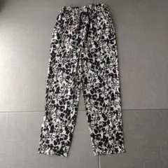 ジャーナルスタンダードレリューム　　　バイカラーフラワーイージーパンツ　フリー