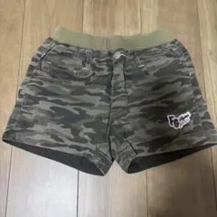 迷彩柄ハーフパンツ