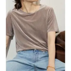 SLOBE IENAベロア素材 クルーネック 半袖Tシャツ グレージュのサムネイル
