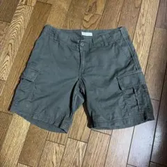 earth music&ecology カーゴショートパンツ オリーブのサムネイル