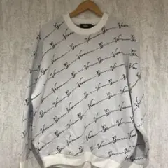 【美品】AZUL BY MOUSSY 総柄ロゴ クルーネックニットのサムネイル