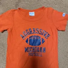 Champion トップス