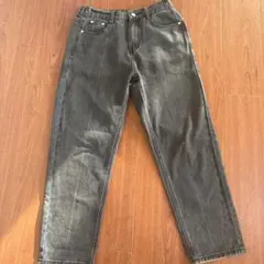 ダークグレー ストレートレッグデニム