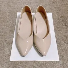 VIVIAN ポインテッドトゥVカットレインパンプス 23.5cm ベージュ