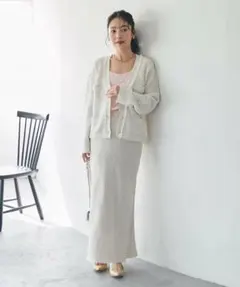 【ラブティックボンボン】きらきらサテンロングナロースカート