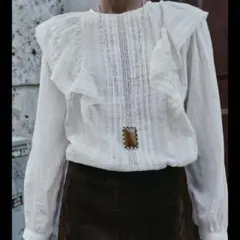 【新品】ZARA ロマンティックフリルブラウス　オフホワイト