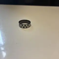 ブラックカラーユビワ