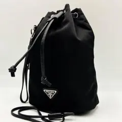 現行 美品 RFID プラダ Re-Nylon サフィアーノ 巾着 ストラップ
