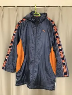 人気商品PUMA ベンチコート サッカー 150 グレー/オレンジ、ユニセックス