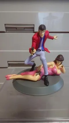 ルパン三世＆峰不二子 フィギュアのサムネイル