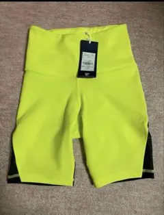 Reebok レズミルズ バイクショーツ レディースM