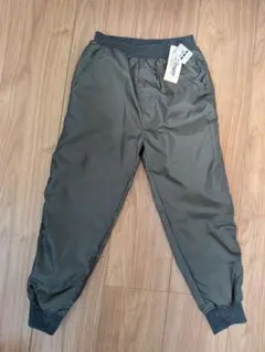 シャカパン　ロングパンツ カーキ 120cm 新品　西松屋　秋　冬　男の子