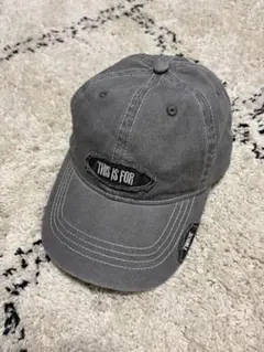 【美品】TWICE THIS IS FOR 刺繍付きグレーキャップ