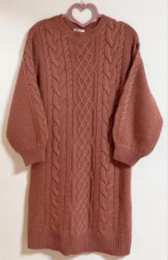 オレンジ テラコッタカラー ケーブルニットワンピース　長袖