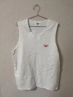 younger song タンクトップ