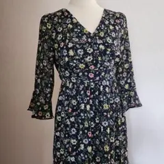 ワンピース　花柄　CECIL McBEE