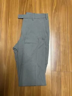UNIQLO感動パンツ③グレー W82cm