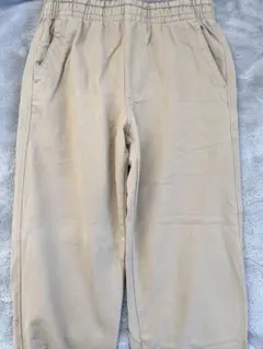 UNIQLOベージュ ストレートレッグ チノパン