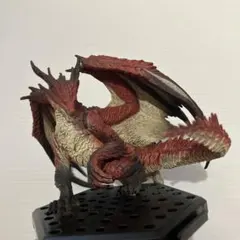 モンスターハンター　CAPCOM フィギュア ムフェトジーヴァ