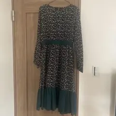 花柄ロングワンピース ネイビー　3L 超美品