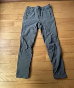 デュアリグ　グレー パンツ　M
