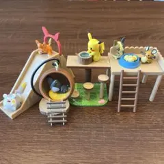 ポケモン　みんなあつまれ森のアスレチック フィギュア