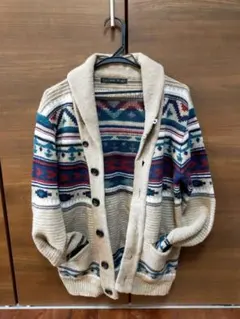 ZARAのニットカーディガンのサムネイル