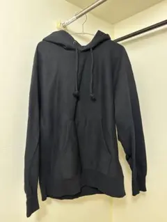 gu 黒のフード付きパーカー