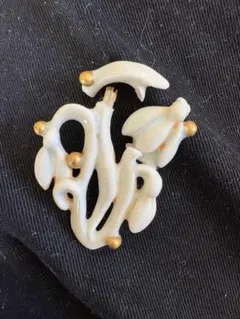 2026年最新】小菅幸子 ブローチの人気アイテム - メルカリ