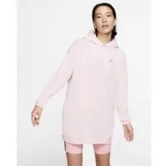 タグ付き新品NIKE ロングパーカー裏起毛　ピンク　ナイキ　フーディー　匿名配送