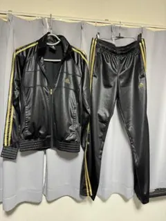ブラックパターンジャージ上下セット ミッキー adidas - メルカリ