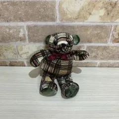チェック柄クマぬいぐるみ