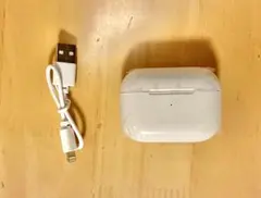あ*ろ様 ワイヤレスイヤホン ホワイト 充電ケーブル付き