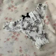 エメフィール　花柄　Tバック　ショーツ　白黒　モノトーン　ホワイト　M