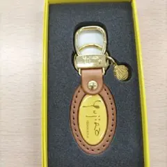 美空ひばり グッズ メモリアル キーホルダー ② - メルカリ