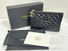 CHANEL ノベルティ キルティングポーチ ブラック　BOX付き