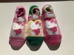 韓国限定 サンリオ ハローキティ もこもこソックス　靴下　暖かい　④