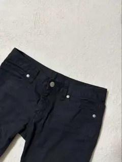 GU スキニーパンツ　黒