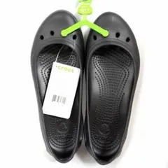 新品 crocs クロックスカディ W7 黒 24.0㎝のサムネイル
