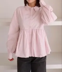 Archive 新品ピンク フレアシルエット 長袖シャツ Mサイズのサムネイル