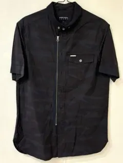 美品EMPORIO ARMANI *半袖シャツ 黒 ジッパー付き